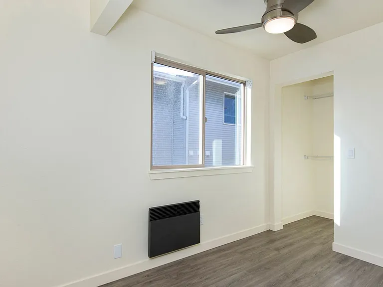 Go Long Apartments — Photo 19