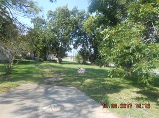 1902 Bogatto St, La Marque, TX 77568