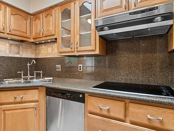 2nd image of 10102 Ashglen Cir