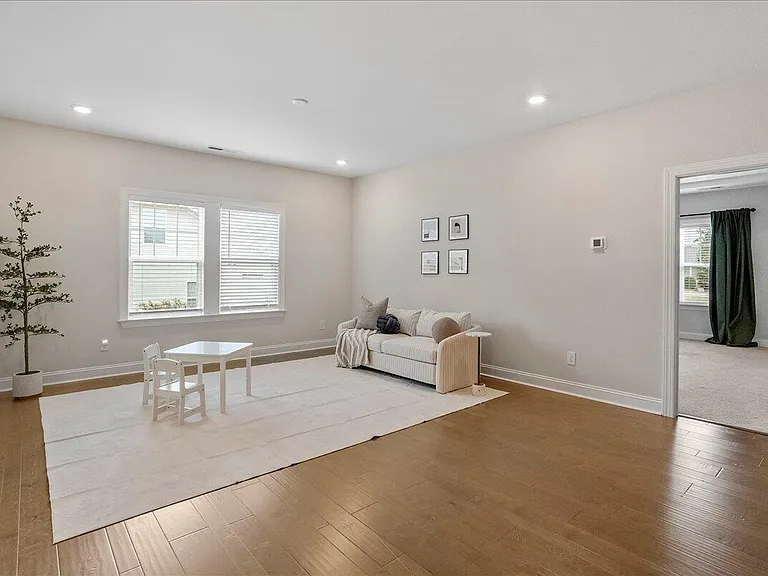 1829 Knights Crest Way — Photo 25