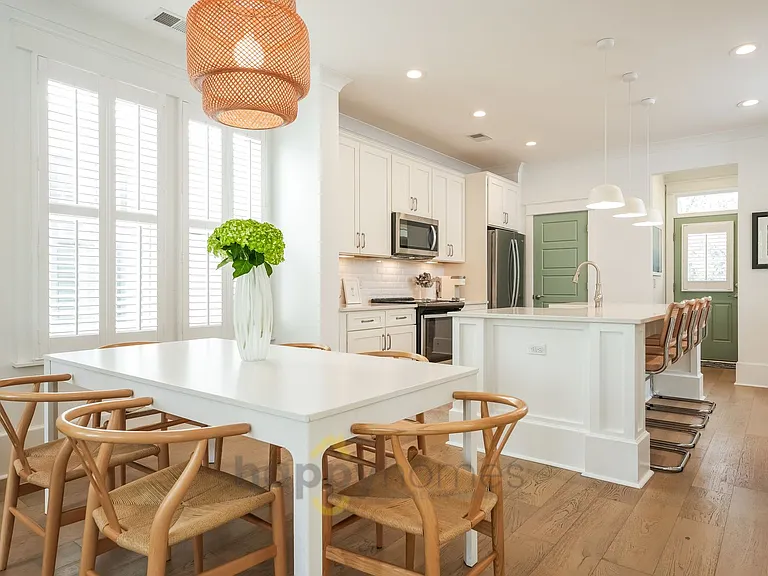 962 Key Colony Ct — Photo 5
