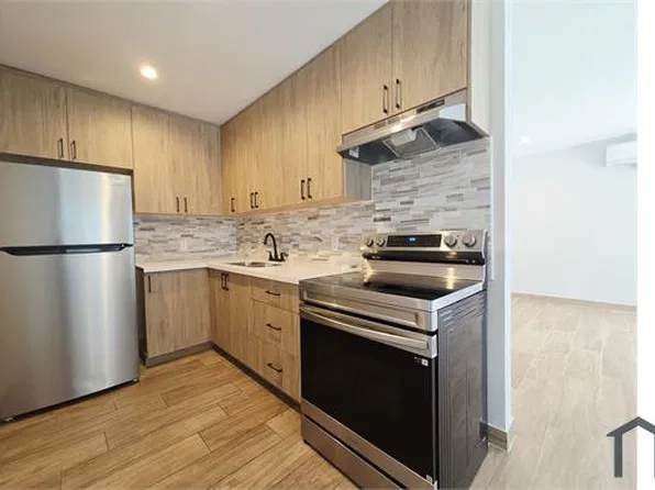 20301 Cohasset St APT 5, Winnetka, CA 91306