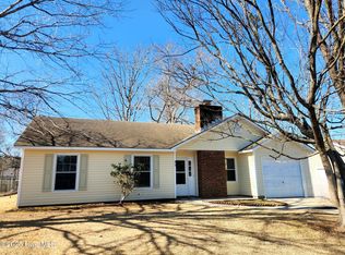 413 Hunting Green Dr, Jacksonville, NC 28546