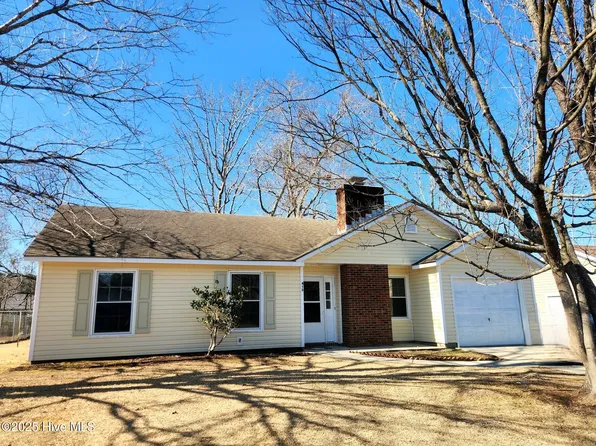 413 Hunting Green Drive, Jacksonville, NC 28546
