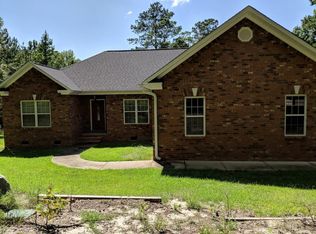 1390 Barnwell Dr, Sumter, SC 29154