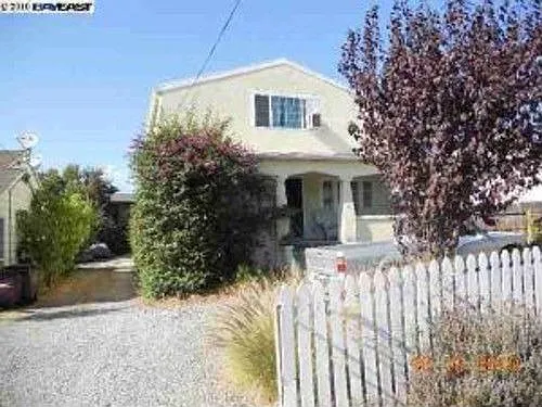 1629 162nd Ave photo 1