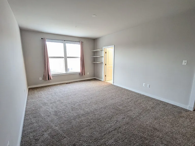 1129 Lawler Dr — Photo 30