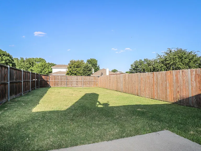 2108 Riverplace Dr — Photo 21
