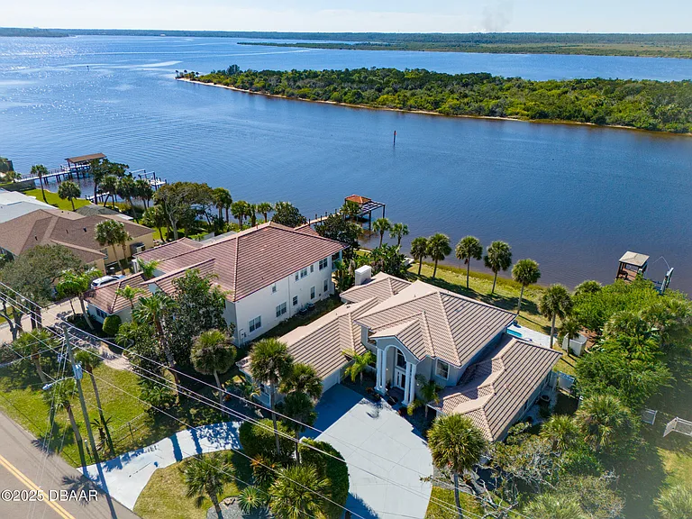 3548 N John Anderson Dr — Photo 38