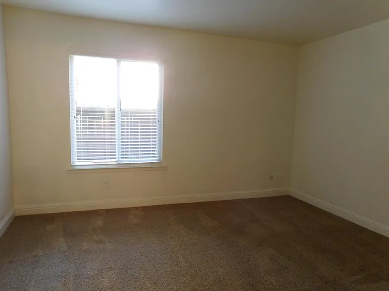 2881 Huntington Blvd #93721 — Photo 5