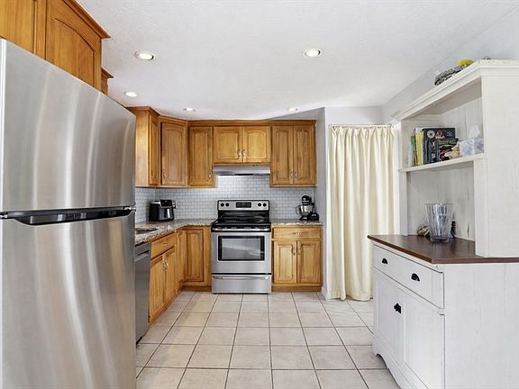 4th image of 1661 State Rd