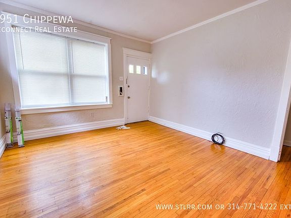 3rd image of 3951 Chippewa St