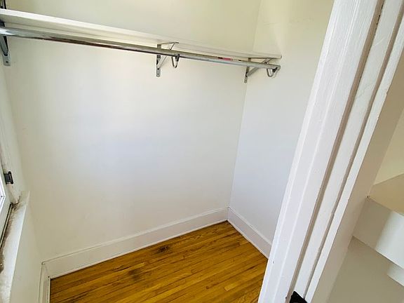 5th image of 4167 Oakwood Ave #4169-1/2