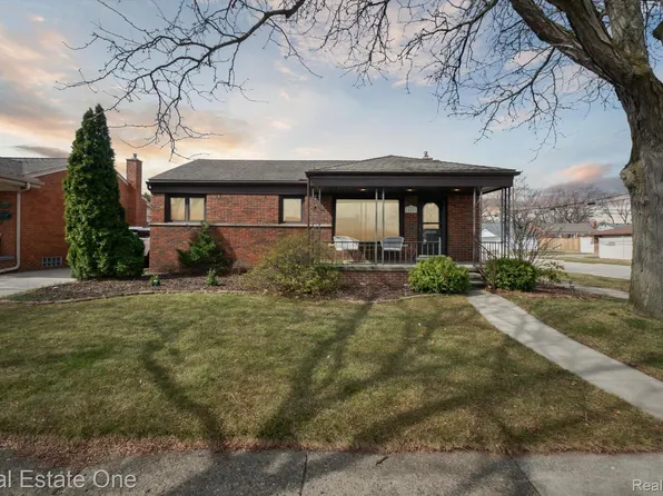 15416 Drake St, Southgate, MI 48195