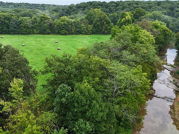 4th image of 53/ACRE S Louisville Rd