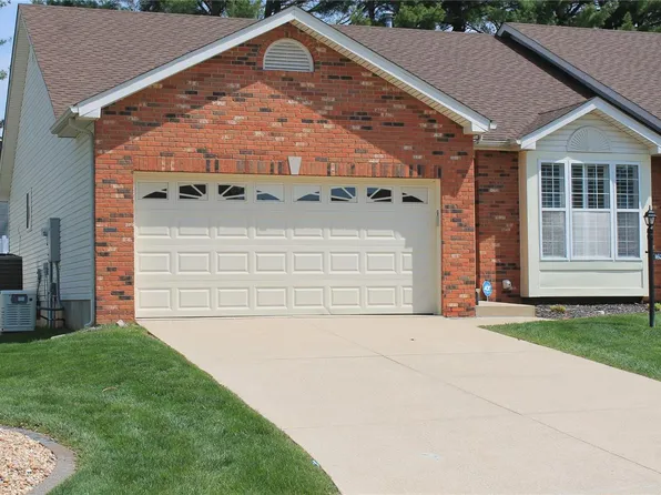 1624 Mont Vista Ave, Godfrey, IL 62035