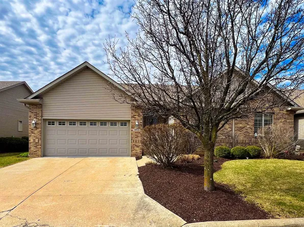 1453 Stone Bridge Xing, Rockford, IL 61108