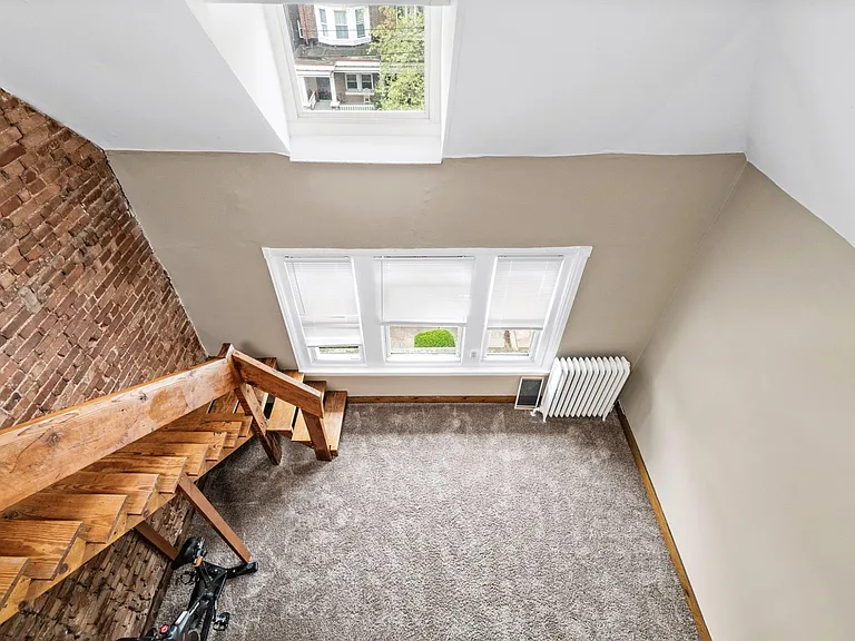 5027 Pine St #3F — Photo 12