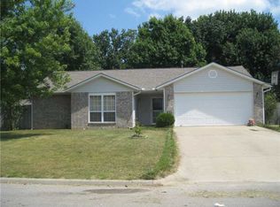 76 Hyacinth Ln, Farmington, AR 72730