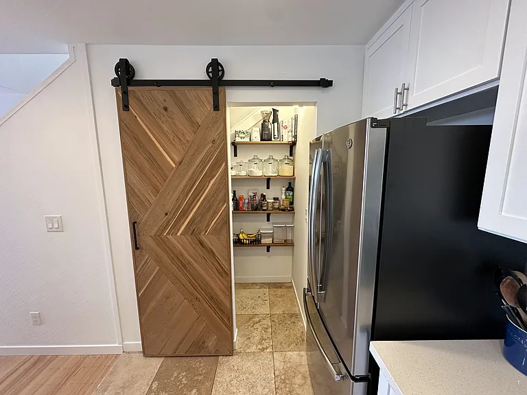 110 Morning Sun Ave — Photo 8