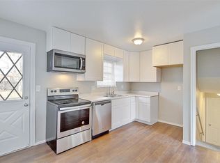 1085 Mobile St, Aurora, CO 80011