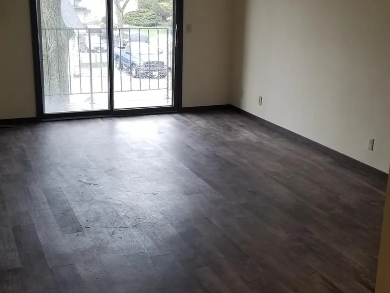 5910 16th St #203 — Photo 3