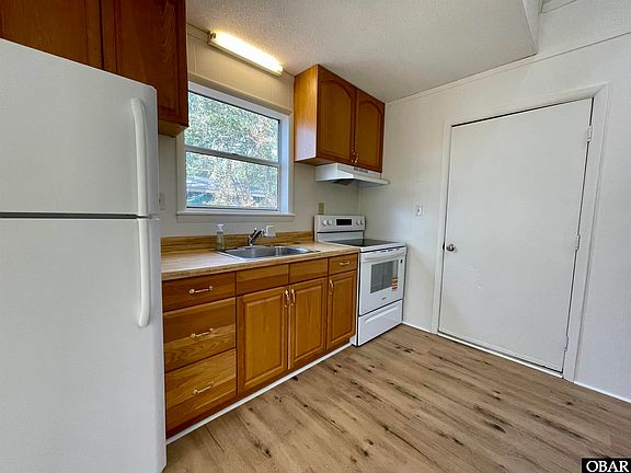 5th image of 214 Colington Dr #125