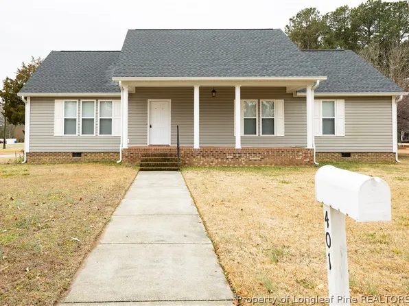 401 W Brocklyn St, Benson, NC 27504