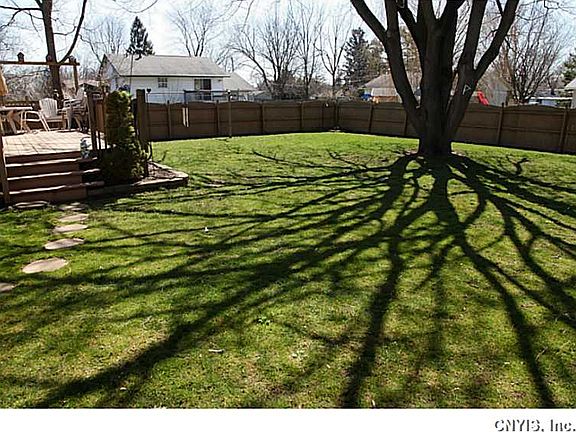 5th image of 117 Clarewood Dr