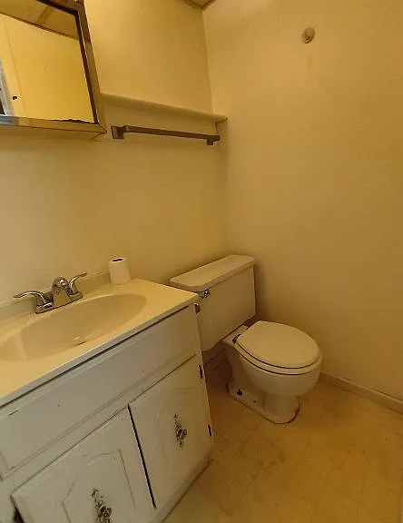 431 N 3rd Ave #5 — Photo 9