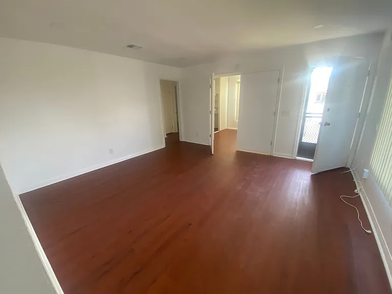 5315 Heather St — Photo 4