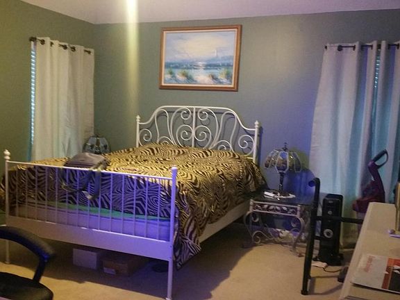 5th image of 3779 Pondview St