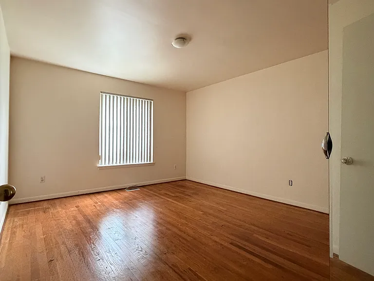 16225 Roanoke St #101 — Photo 23