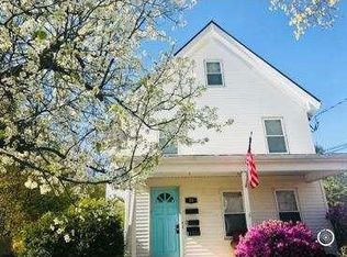 33 E Chestnut St #1, Sharon, MA 02067