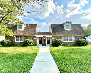 8181-8183 Old Farm Ln, Indianapolis, IN, 46214