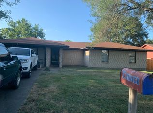 1105 Huisach St, Mexia, TX 76667