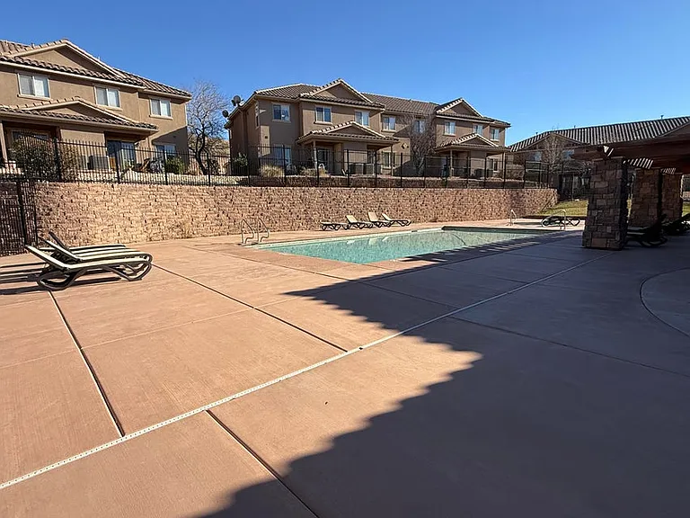 3419 S River Rd #28 — Photo 15
