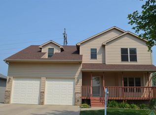 804 N Dubuque Ave, Sioux Falls, SD 57110