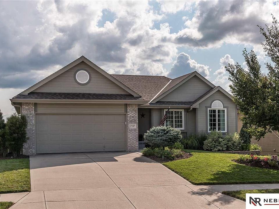 1st image of 17107 Jessica Ln