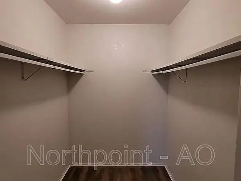 1362 Applegate Dr — Photo 13