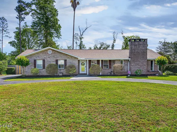 2871 Wildwood Cres, Marianna, FL 32448