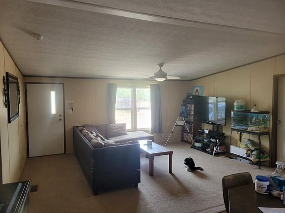 4th image of 8078 Sutters Ave