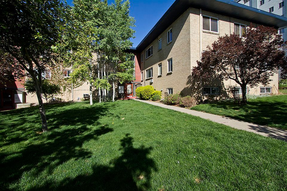 Exterior - Front