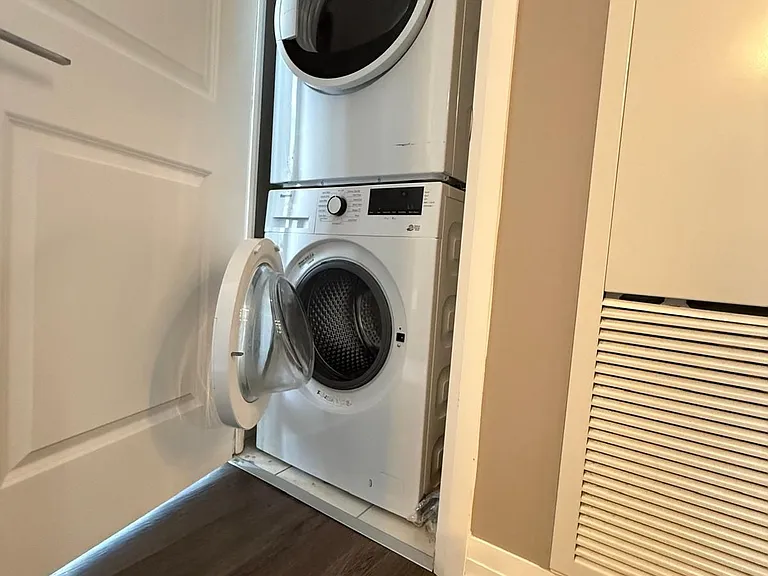 251 Jarvis St #2910 — Photo 16