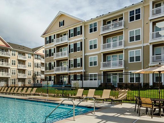 2nd image of 303 Maple Tree Dr #107207
