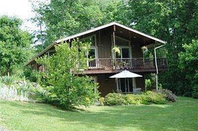 2nd image of 2483 Country Pl