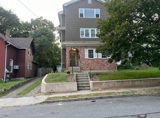 14-16 Howe St FLOOR 3, Meriden, CT 06450