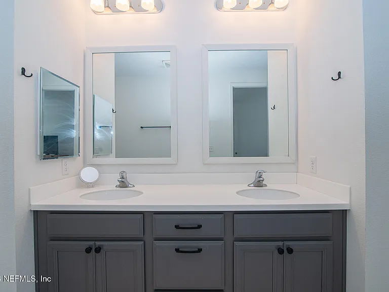 11332 Breakers Bay Way — Photo 13