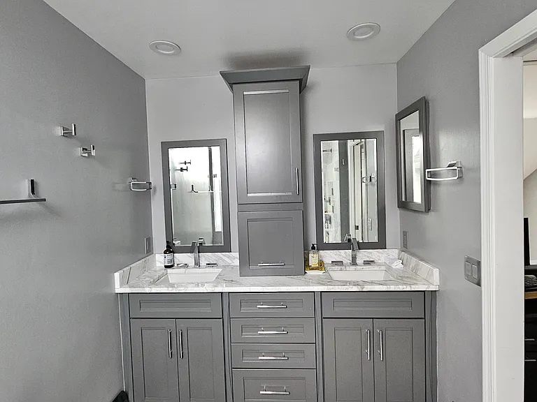 Primary Bathroom cabinets