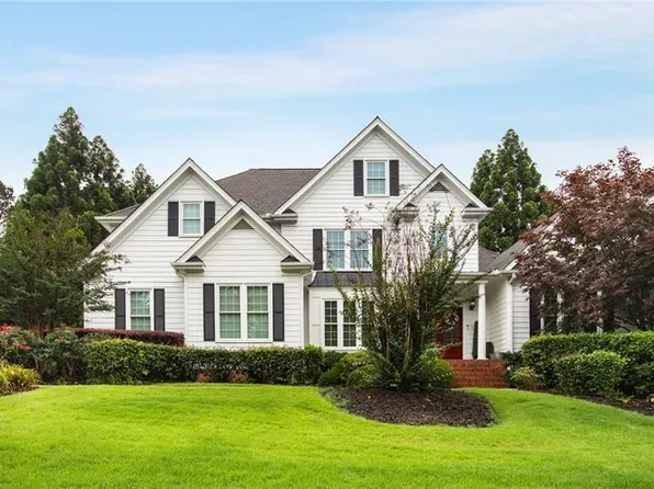 1023 Spruce Creek Ln, Lawrenceville, GA 30045